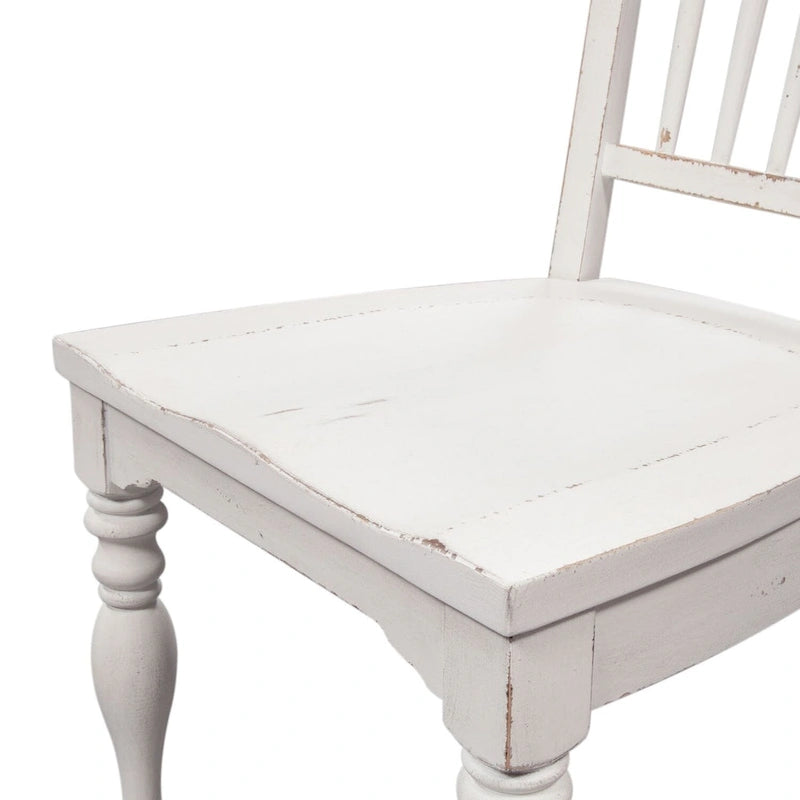 Sedia antica con schienale a fuso color bianco e corteccia invecchiata, set da 2
