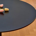 Tavolo da pranzo rotondo bianco/nero, base a tulipano, 2-4 posti