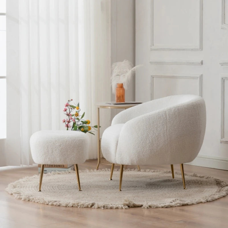 Poltrona a botte singola in velluto Teddy bianco con pouf
