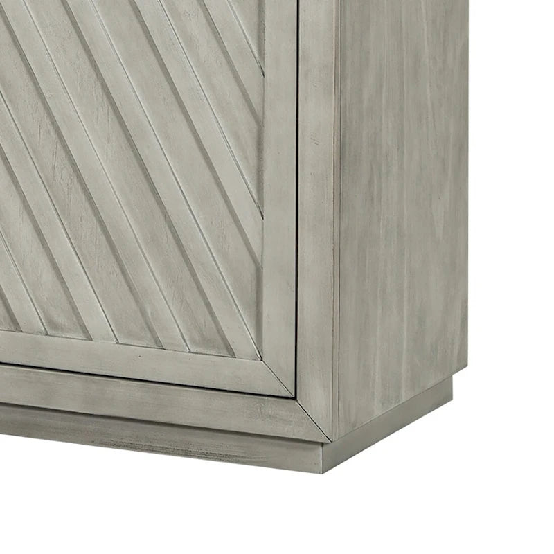 Credenza classica vintage in legno con ripiani interni regolabili