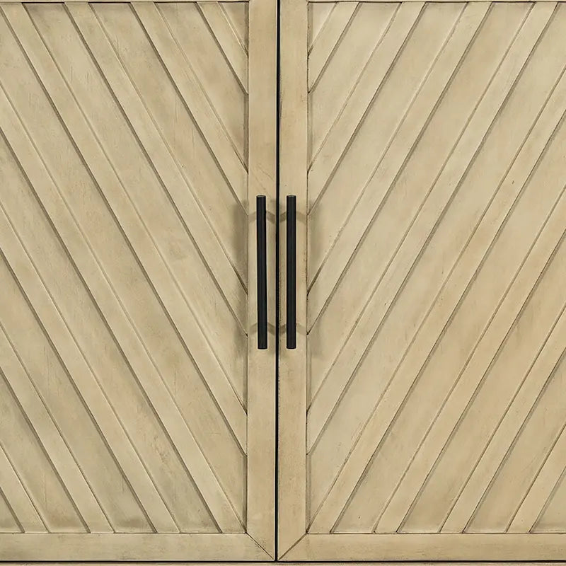Credenza classica vintage in legno con ripiani interni regolabili
