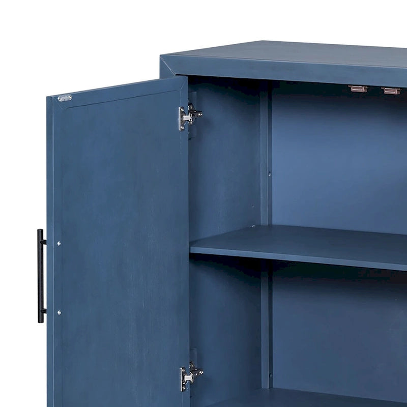 Credenza classica vintage in legno con ripiani interni regolabili