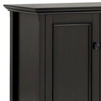 Credenza contenitore transitoria Hickory Brown a 4 ante – Utente singolo
