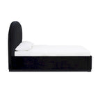 Letto King size imbottito in velluto nero/crema con base a plinto in legno